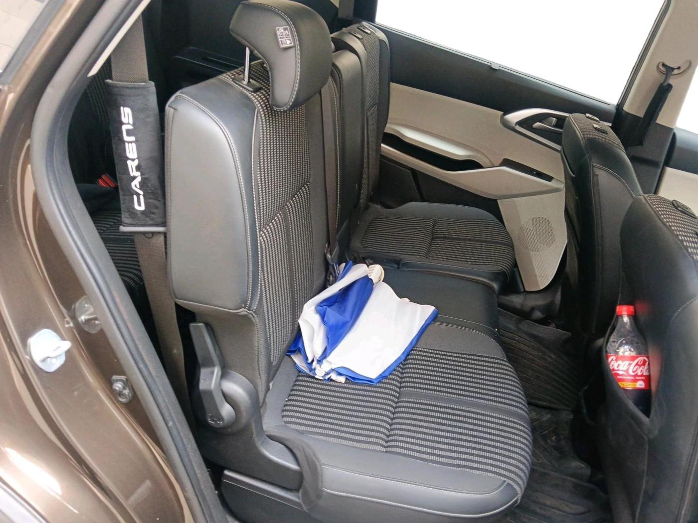 2023 KIA CARENS  PRESTIGE PLUS 1.5 TURBO PETROL DCT 7 STR, Petrol, Automatic, 11,953 km, interior