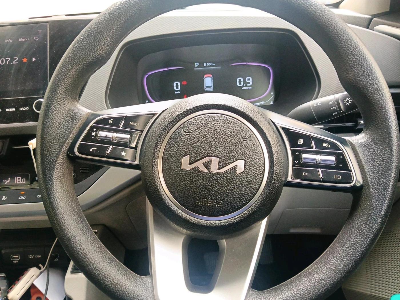 2023 KIA CARENS  PRESTIGE PLUS 1.5 TURBO PETROL DCT 7 STR, Petrol, Automatic, 11,953 km, interior