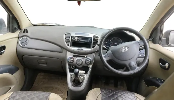 2013 Hyundai i10 MAGNA 1.1, Petrol, Manual, 90,093 km, interior