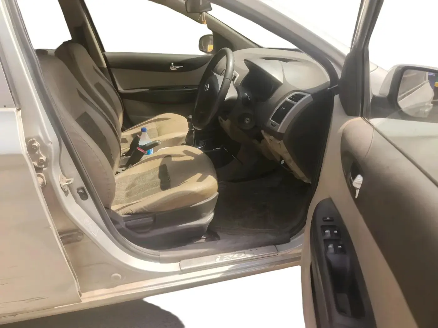 2012 Hyundai i20 MAGNA 1.2, Petrol, Manual, 48,568 km, interior