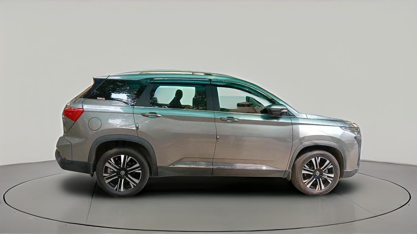 2025 MG HECTOR SAVVY PRO 1.5 TURBO CVT PETROL, Petrol, Automatic, 8,177 km, exterior