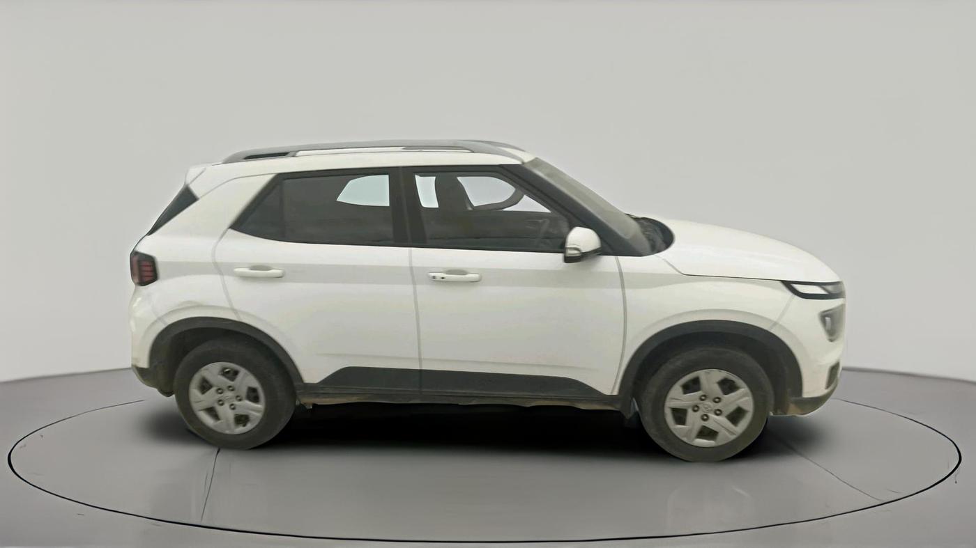 2022 Hyundai VENUE SX 1.2 PETROL, Petrol, Manual, 50,528 km, exterior