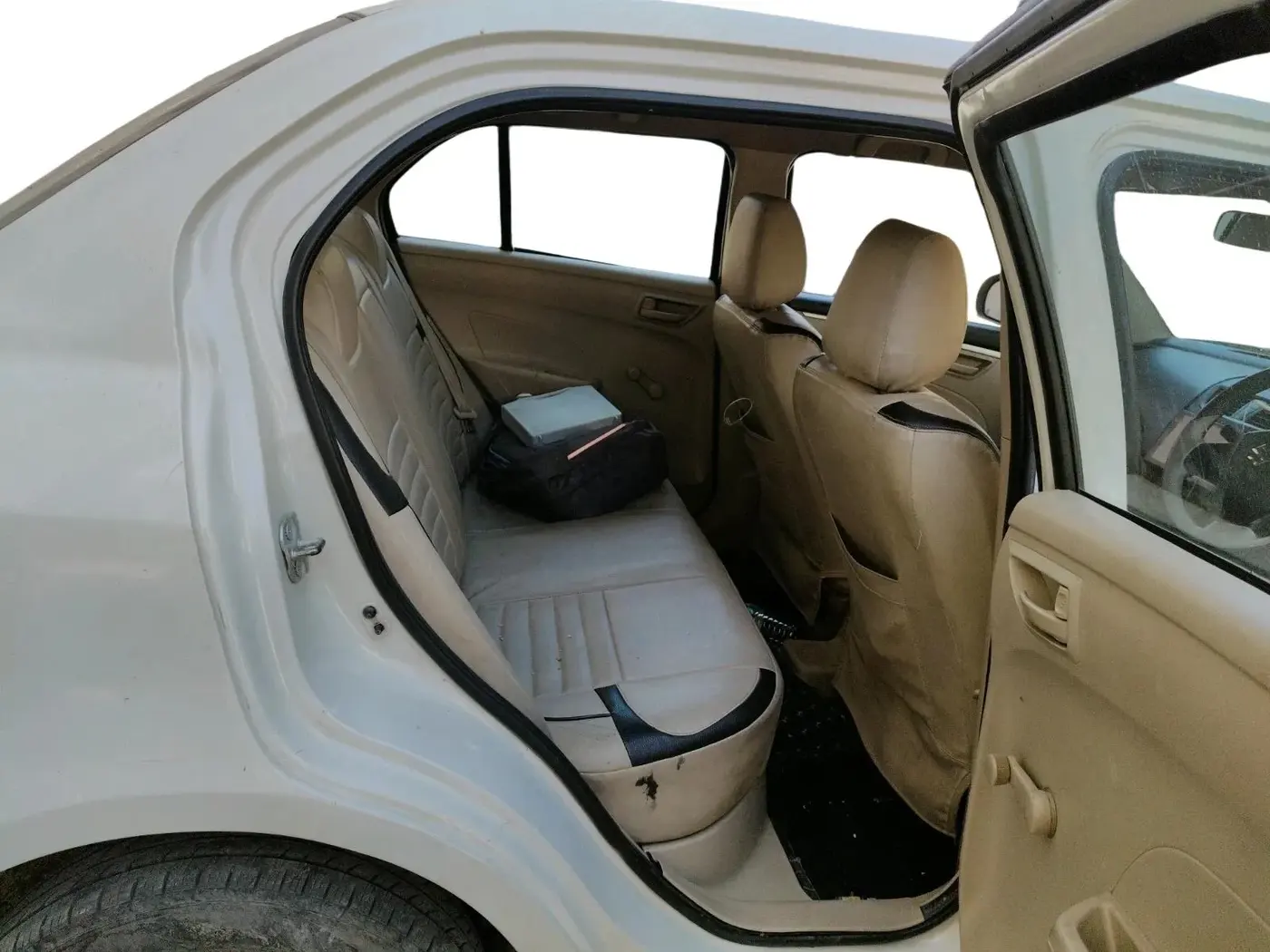 2022 Maruti Swift Dzire TOUR S-CNG (O), CNG, Manual, 1,03,614 km, interior