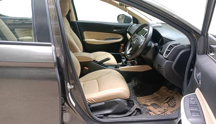 2022 Honda City 1.5L I-VTEC V MT 5TH GEN, Petrol, Manual, 25,821 km, interior