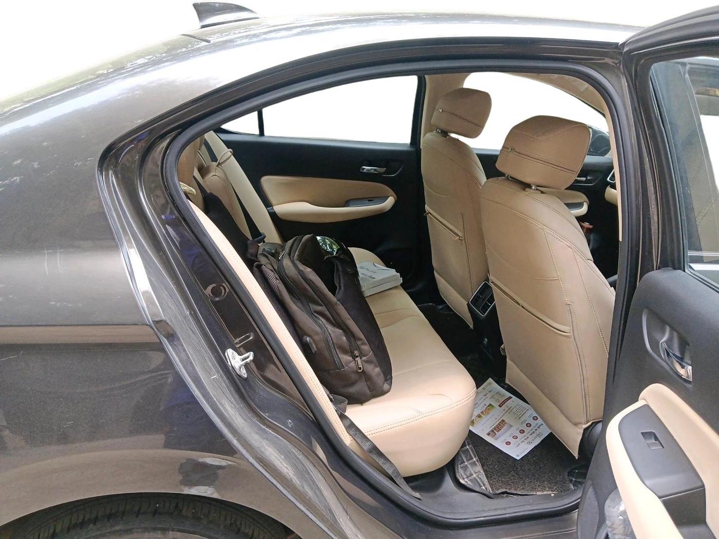 2022 Honda City 1.5L I-VTEC V MT 5TH GEN, Petrol, Manual, 25,821 km, interior
