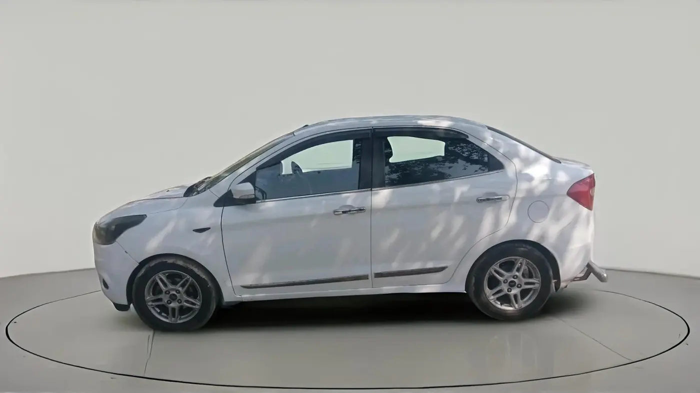 2018 Ford Figo Aspire TITANIUM 1.2 PETROL, CNG, Manual, 1,36,007 km, exterior