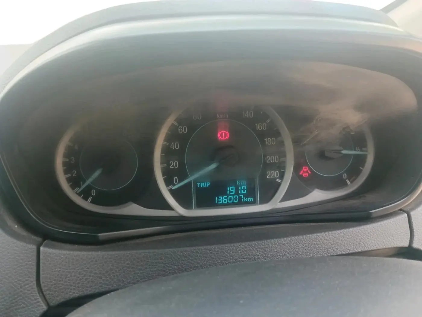 2018 Ford Figo Aspire TITANIUM 1.2 PETROL, CNG, Manual, 1,36,007 km, interior