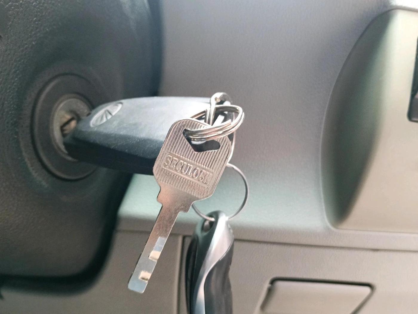 2016 Mahindra Kuv100 K4 PLUS 6 STR, Petrol, Manual, 9,892 km, interior