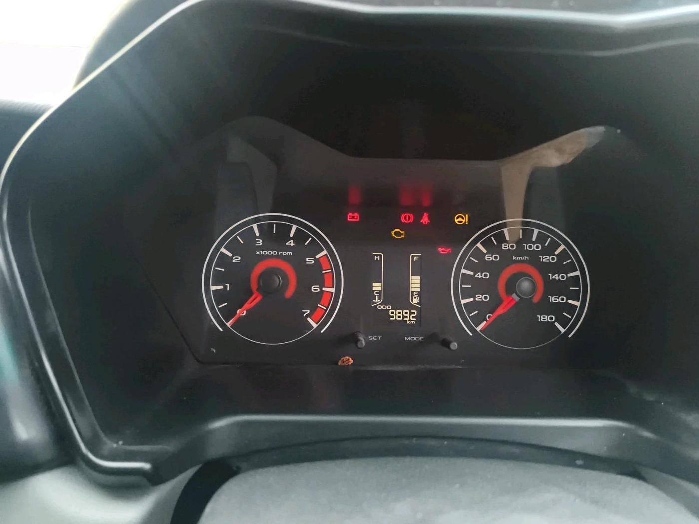 2016 Mahindra Kuv100 K4 PLUS 6 STR, Petrol, Manual, 9,892 km, interior