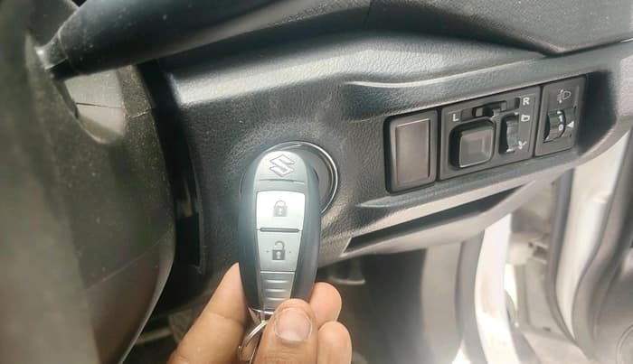 2021 Maruti Vitara Brezza VXI, Petrol, Manual, 30,127 km, interior