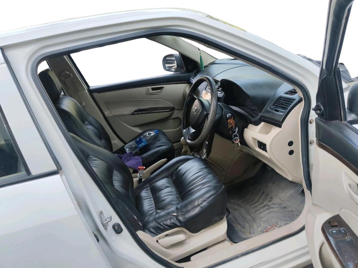 2016 Maruti Swift Dzire LXI (O), Petrol, Manual, 60,379 km, interior