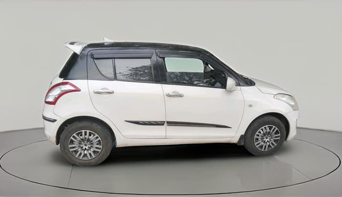 2015 Maruti Swift LXI, CNG, Manual, 1,26,296 km, exterior