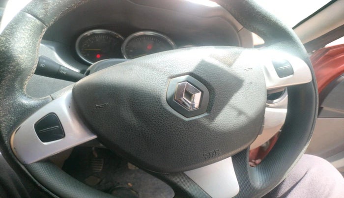 2016 Renault Duster 110 PS RXZ DIESEL, Diesel, Manual, 1,15,607 km, interior