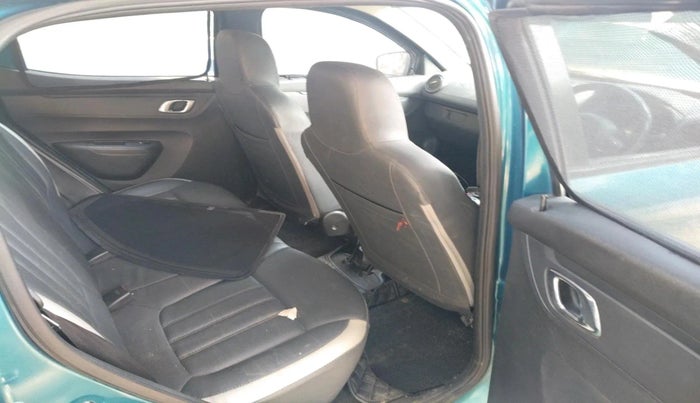 2019 Renault Kwid RXT 1.0 AMT (O), CNG, Automatic, 53,710 km, interior