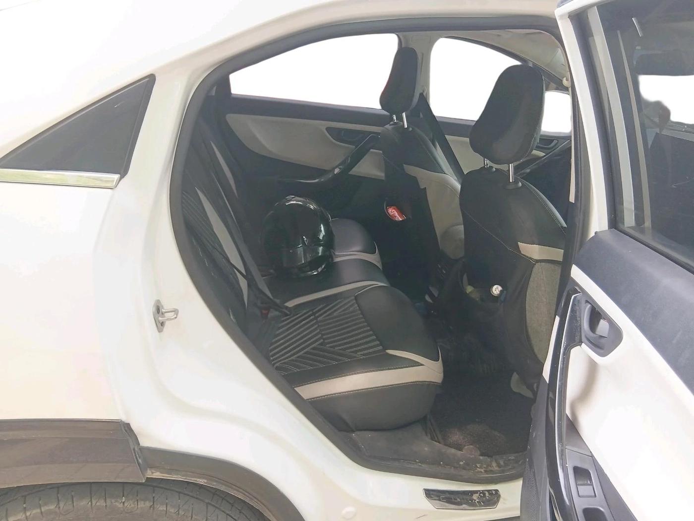 2025 Tata Curvv Creative S 1.2 Petrol 7DCA, Petrol, Automatic, 22,606 km, interior