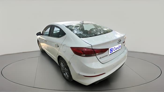 2017 Hyundai New Elantra 1.6 SX (O) AT DIESEL, Diesel, Automatic, 86,302 km, exterior