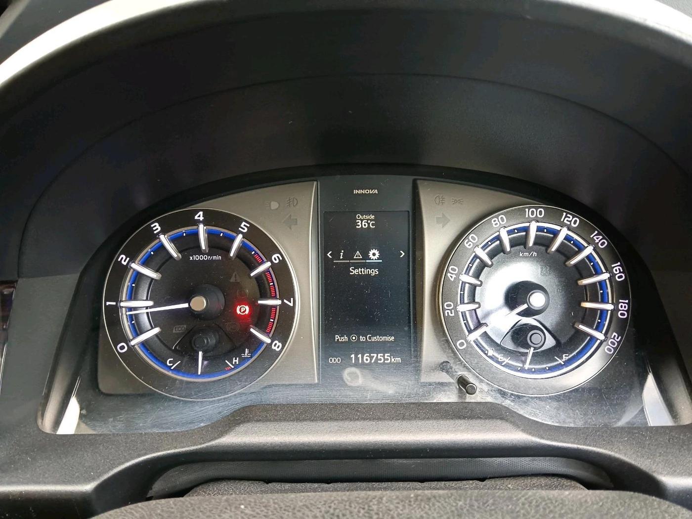 2020 Toyota Innova Crysta 2.7 VX 7 STR, Petrol, Manual, 1,16,755 km, interior