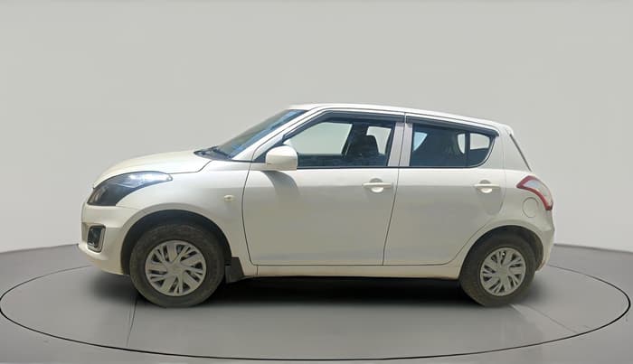 2015 Maruti Swift LXI (O), CNG, Manual, 2,34,623 km, exterior