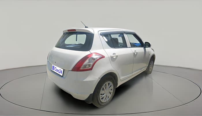 2015 Maruti Swift LXI (O), CNG, Manual, 2,34,623 km, exterior
