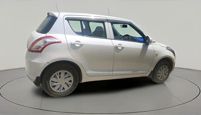 2015 Maruti Swift LXI (O), CNG, Manual, 2,34,623 km, exterior