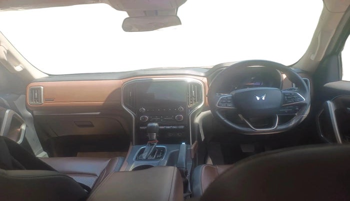 2022 Mahindra SCORPIO-N Z8 L PETROL AT 7 STR, Petrol, Automatic, 33,079 km, interior