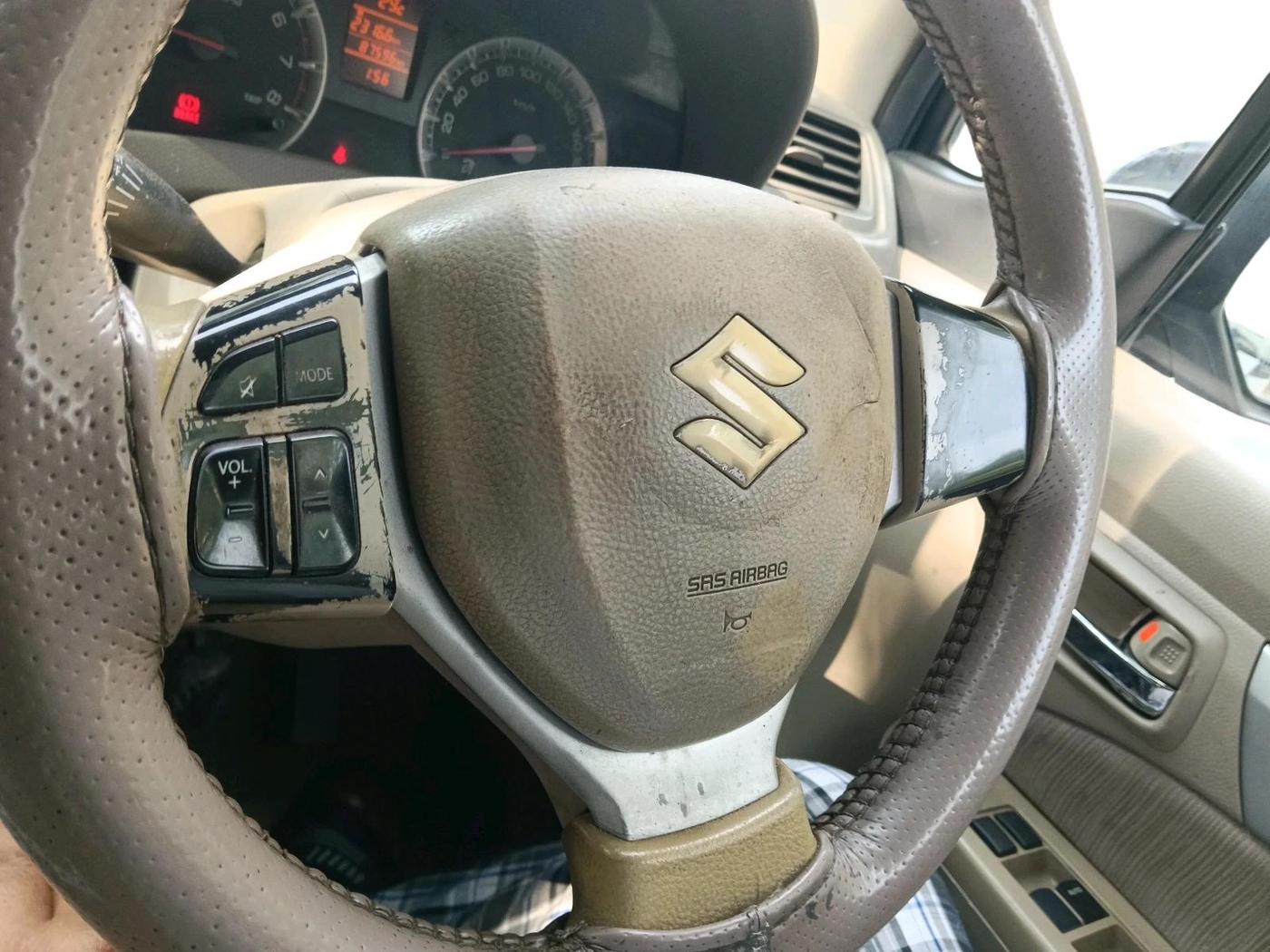 2013 Maruti Ertiga ZXI, Petrol, Manual, 87,596 km, interior