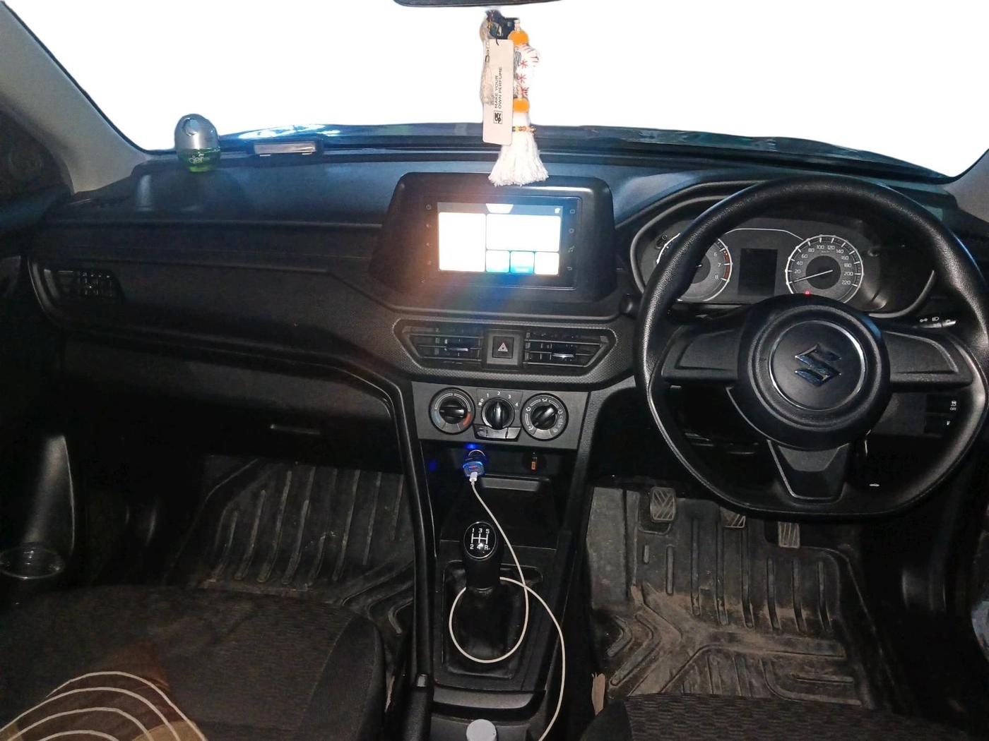 2024 Maruti BREZZA LXI S- CNG, CNG, Manual, 59,027 km, interior