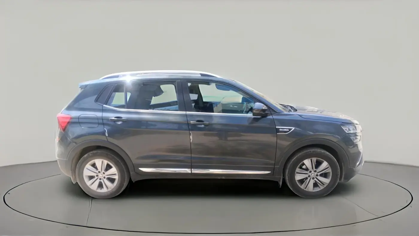 2022 Skoda KUSHAQ AMBITION 1.0L TSI MT, Petrol, Manual, 1,14,609 km, exterior