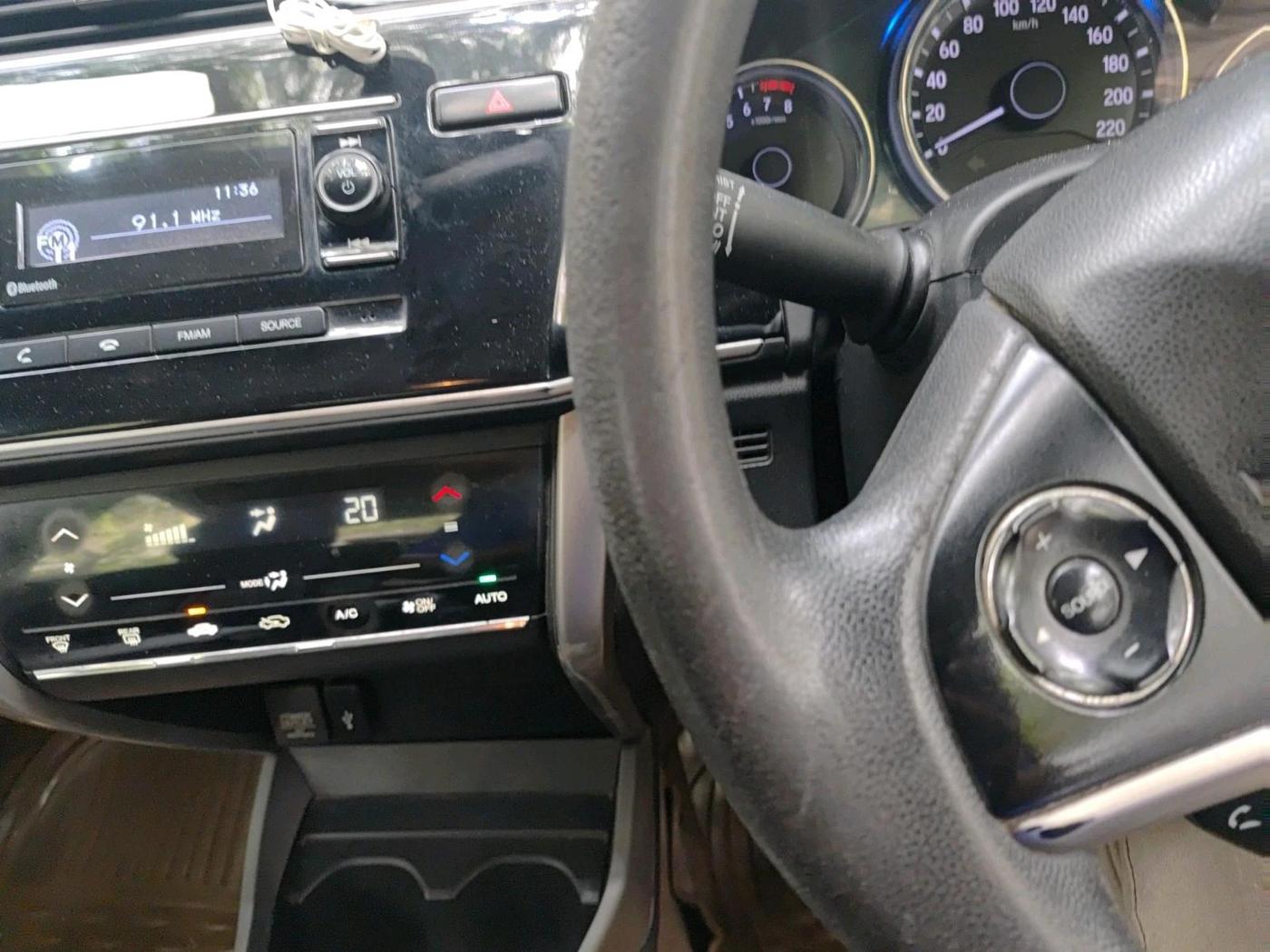 2017 Honda City 1.5L I-VTEC SV, Petrol, Manual, 76,936 km, interior