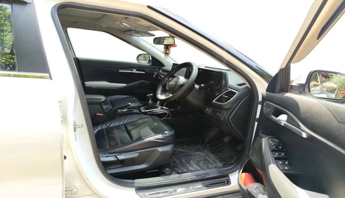 2022 KIA SELTOS HTK PLUS 1.5 IMT, Petrol, Manual, 56,434 km, interior