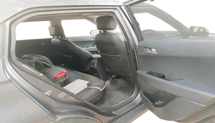 2017 Hyundai Creta SX PLUS AT 1.6 PETROL, Petrol, Automatic, 551 km, interior