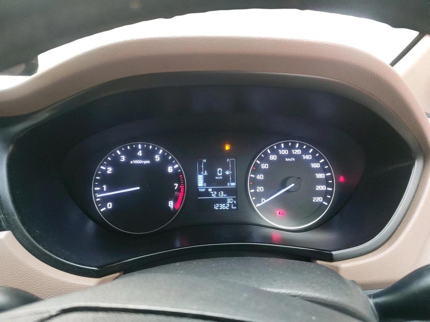 2017 Hyundai Elite i20 MAGNA EXECUTIVE 1.2, Petrol, Manual, 1,23,621 km, interior