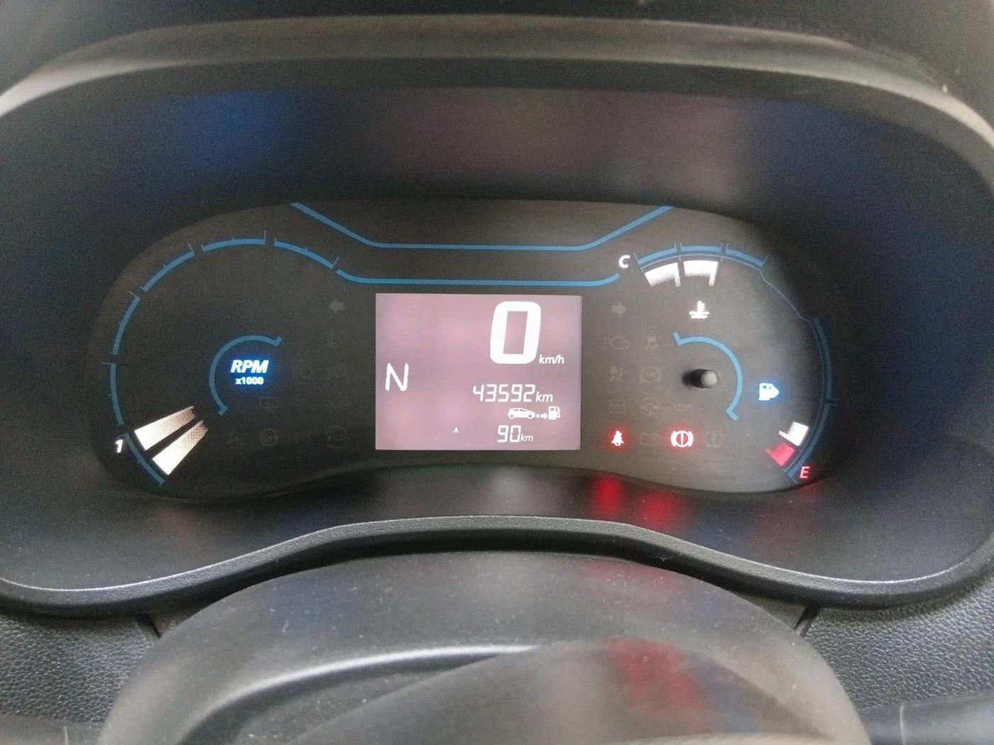2022 Renault Kwid CLIMBER 1.0 AMT Dual Tone , Petrol, Automatic, 43,592 km, interior