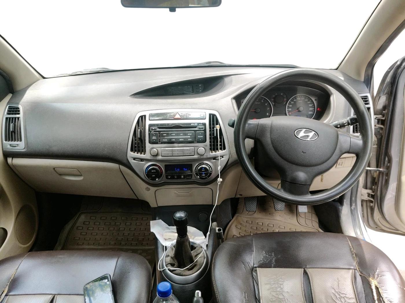 2012 Hyundai i20 MAGNA (O) 1.2, Petrol, Manual, 48,449 km, interior