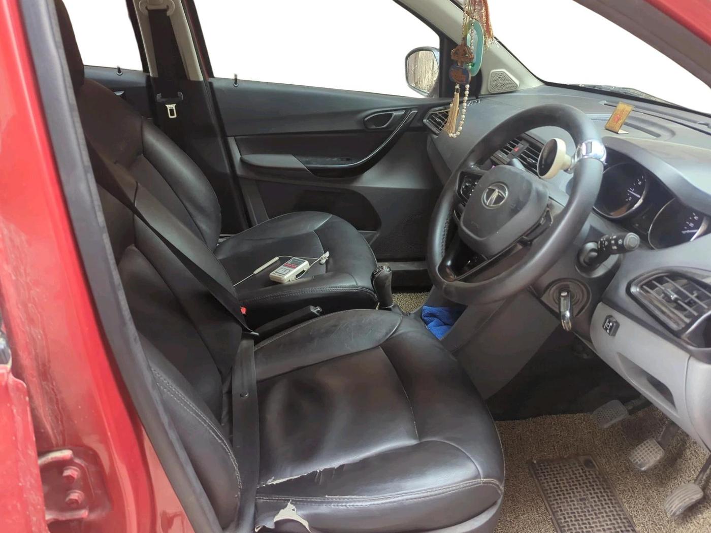 2018 Tata TIGOR XZ PETROL, CNG, Manual, 60,972 km, interior