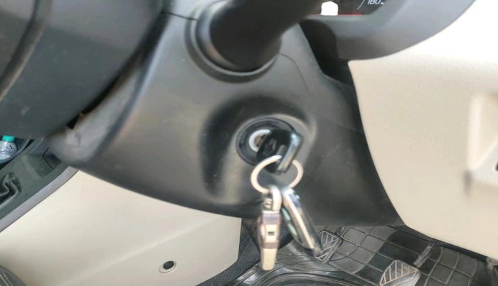 2019 Maruti New Wagon-R LXI CNG 1.0, CNG, Manual, 87,290 km, interior