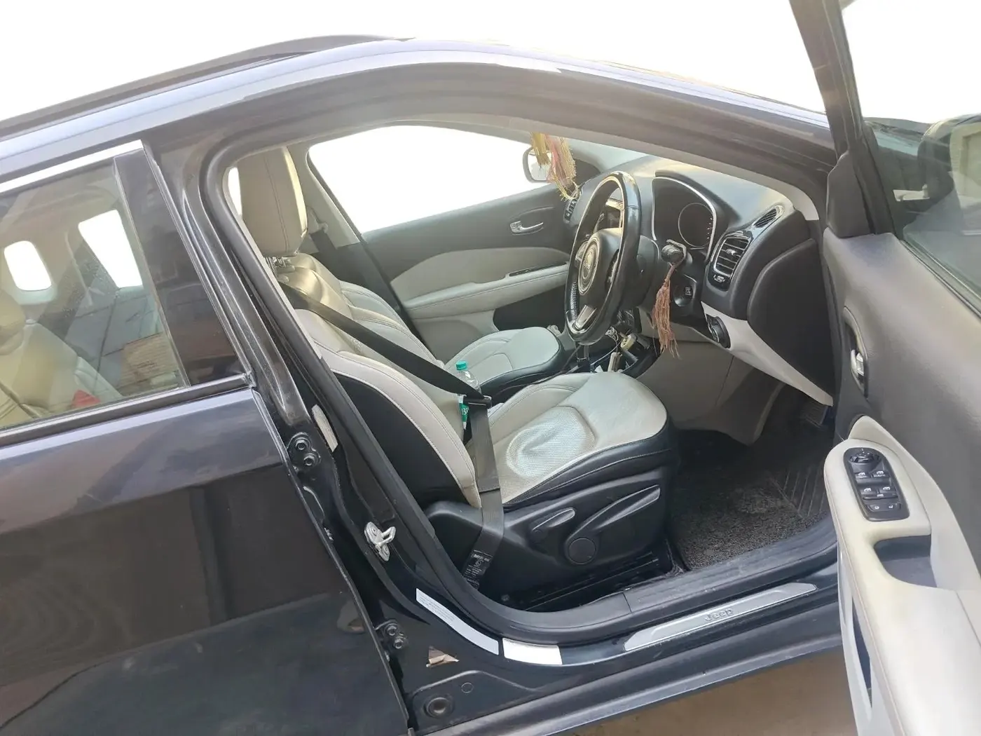 2017 Jeep Compass LIMITED 1.4 PETROL AT, Petrol, Automatic, 57,480 km, interior