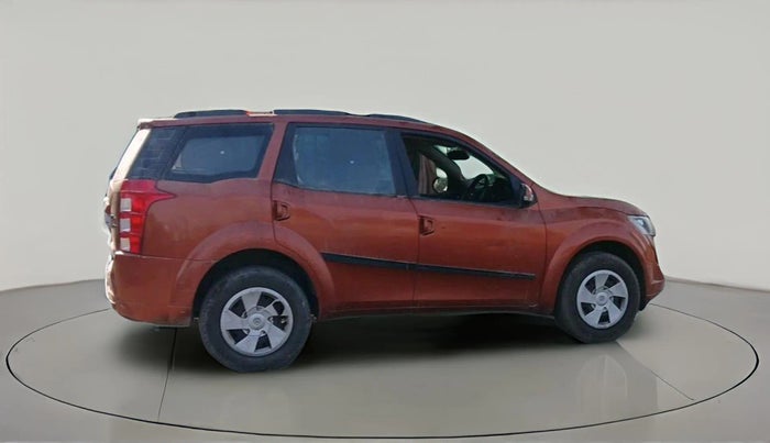 2017 Mahindra XUV500 W4 1.99, Diesel, Manual, 61,756 km, exterior