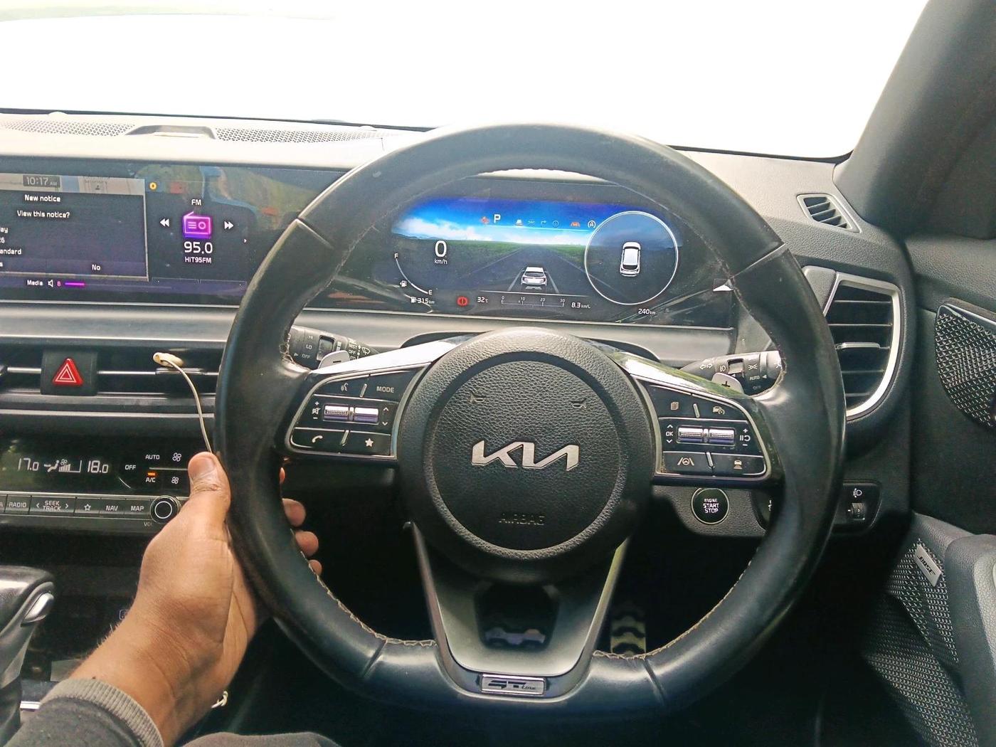 2023 KIA SELTOS  GTX Plus 1.5 Turbo Petrol DCT, Petrol, Automatic, 298 km, interior