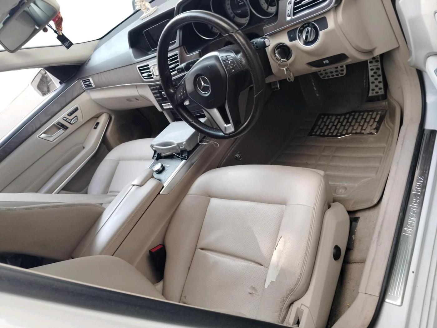 2013 Mercedes Benz E Class E 200 CGI AVANTGARDE, Petrol, Automatic, 54,052 km, interior