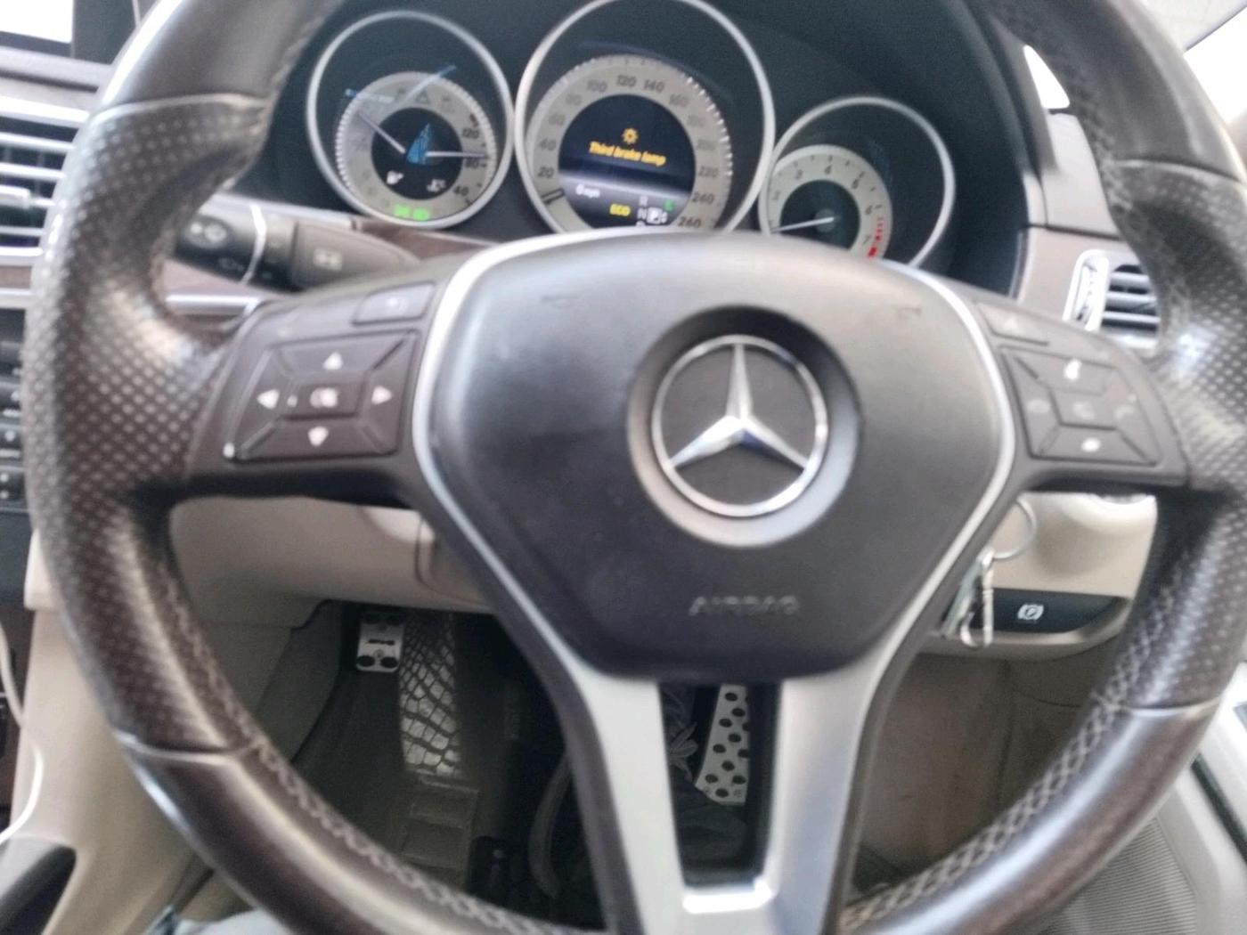 2013 Mercedes Benz E Class E 200 CGI AVANTGARDE, Petrol, Automatic, 54,052 km, interior