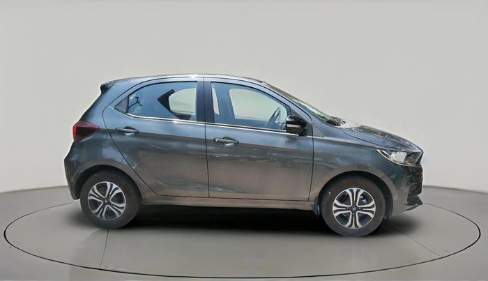 2024 Tata Tiago XT (O) PETROL, Petrol, Manual, 4,389 km, exterior