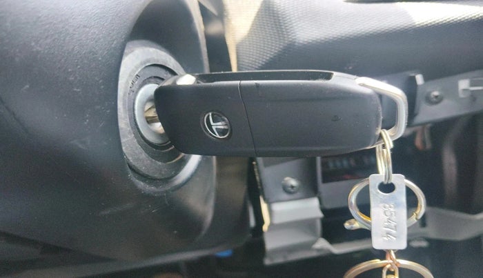 2024 Tata Tiago XT (O) PETROL, Petrol, Manual, 4,389 km, interior