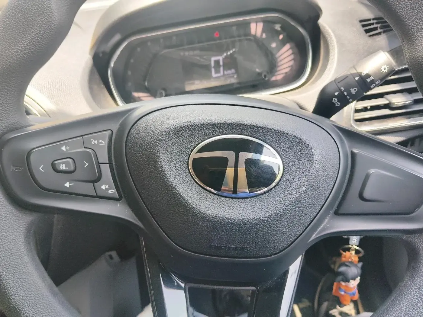2024 Tata Tiago XT (O) PETROL, Petrol, Manual, 4,389 km, interior