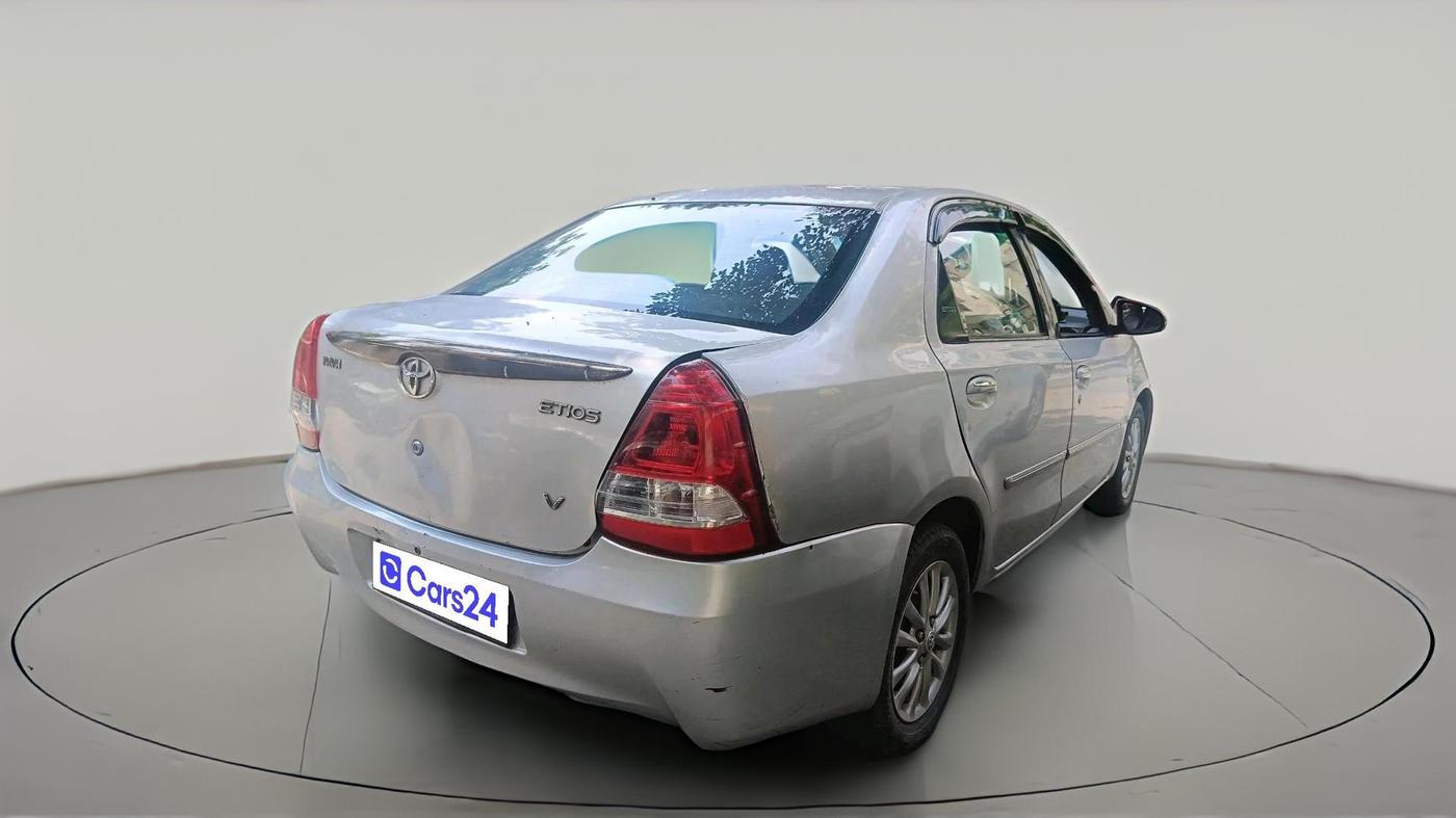 2011 Toyota Etios V, Petrol, Manual, 95,515 km, exterior