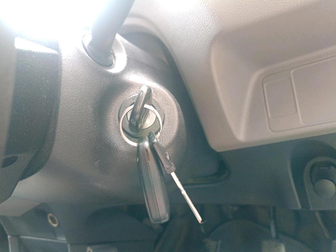 2011 Toyota Etios V, Petrol, Manual, 95,515 km, interior