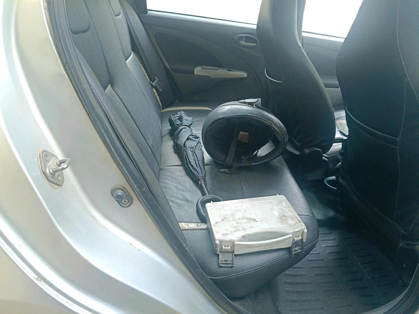 2011 Toyota Etios V, Petrol, Manual, 95,515 km, interior