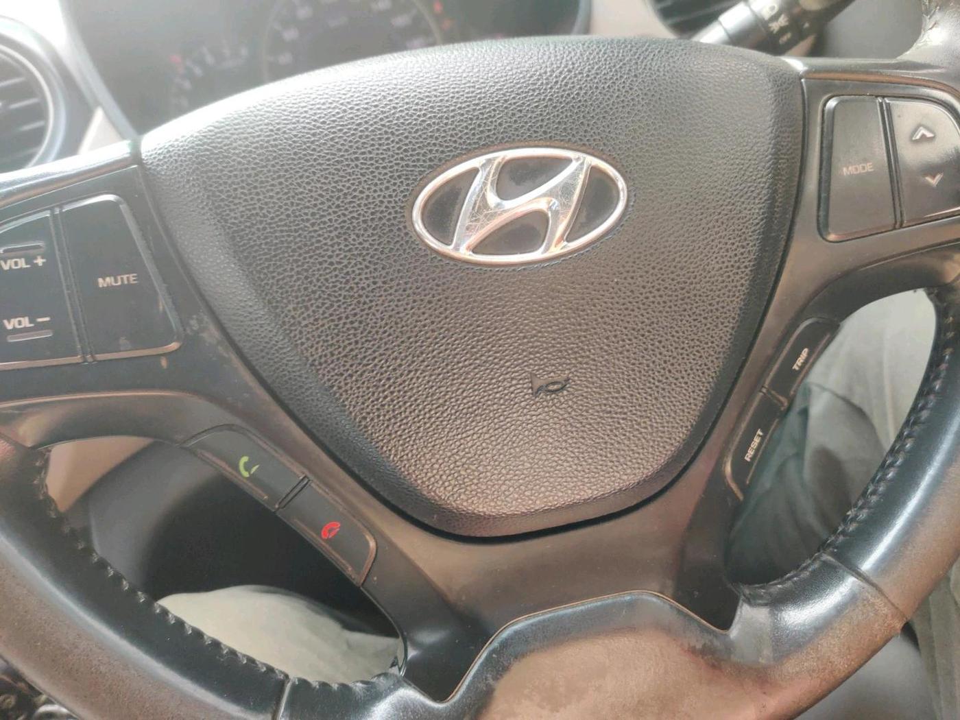 2016 Hyundai Grand i10 ASTA AT 1.2 KAPPA VTVT, Petrol, Automatic, 92,602 km, interior
