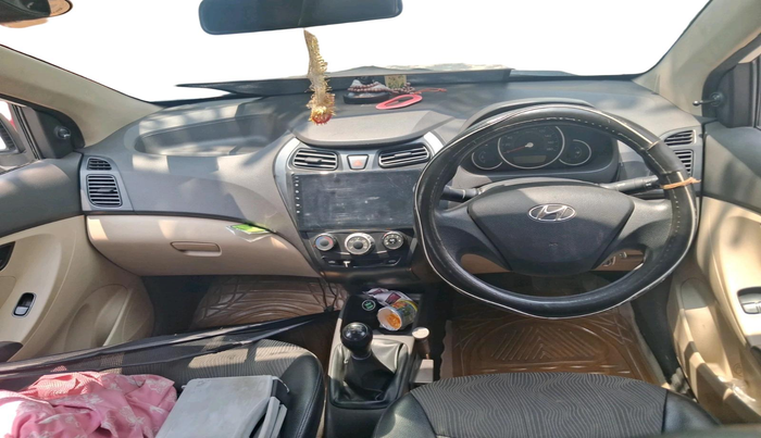 2011 Hyundai Eon MAGNA, Petrol, Manual, 82,019 km, interior
