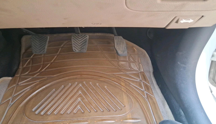 2011 Hyundai Eon MAGNA, Petrol, Manual, 82,019 km, interior